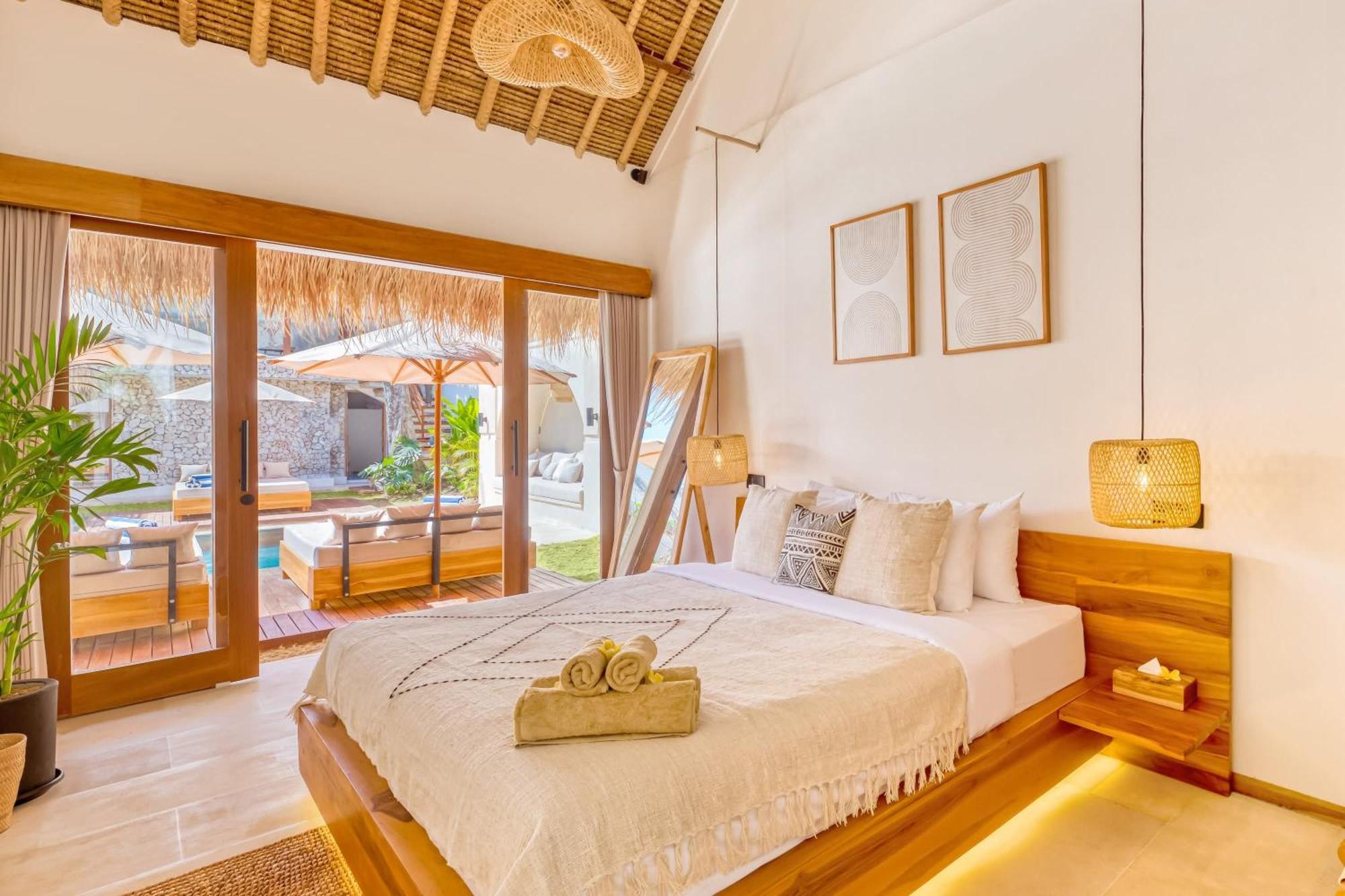 Miami - New Luxury 7bdr Prime Location Villa Seminyak (Bali)