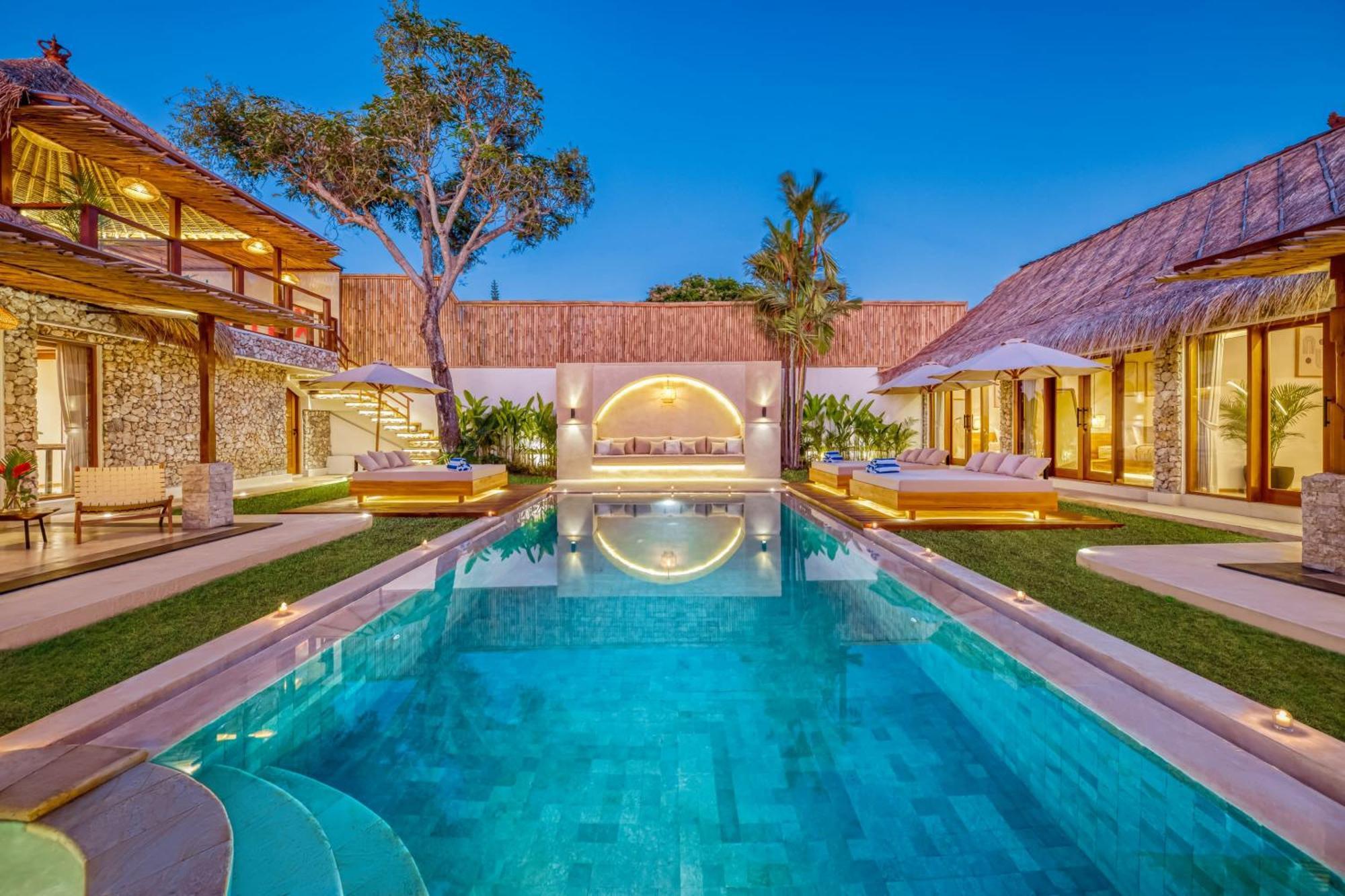 Villa Miami - New Luxury 7bdr Prime Location Seminyak (Bali)