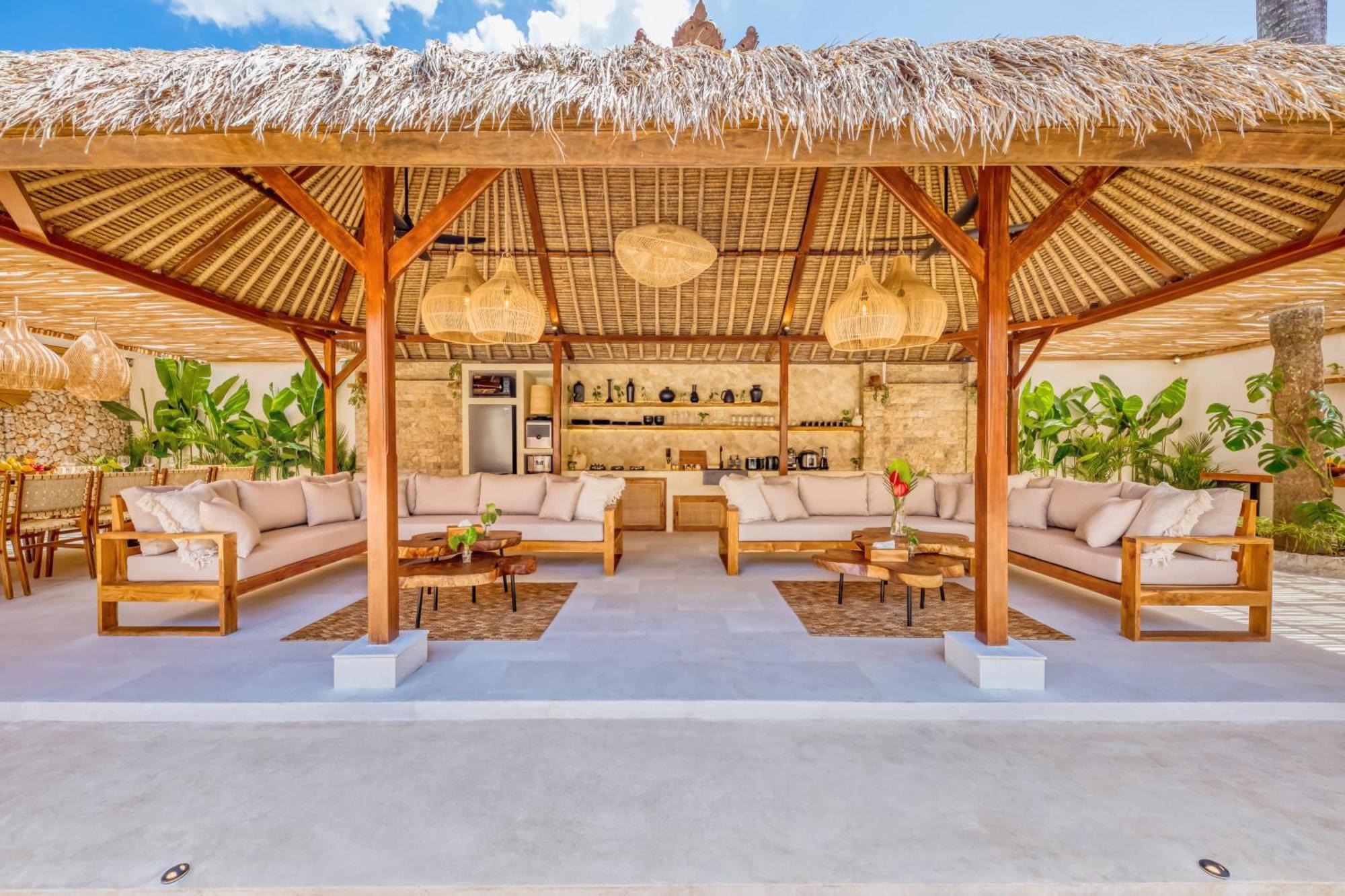 Miami - New Luxury 7bdr Prime Location Villa Seminyak (Bali)