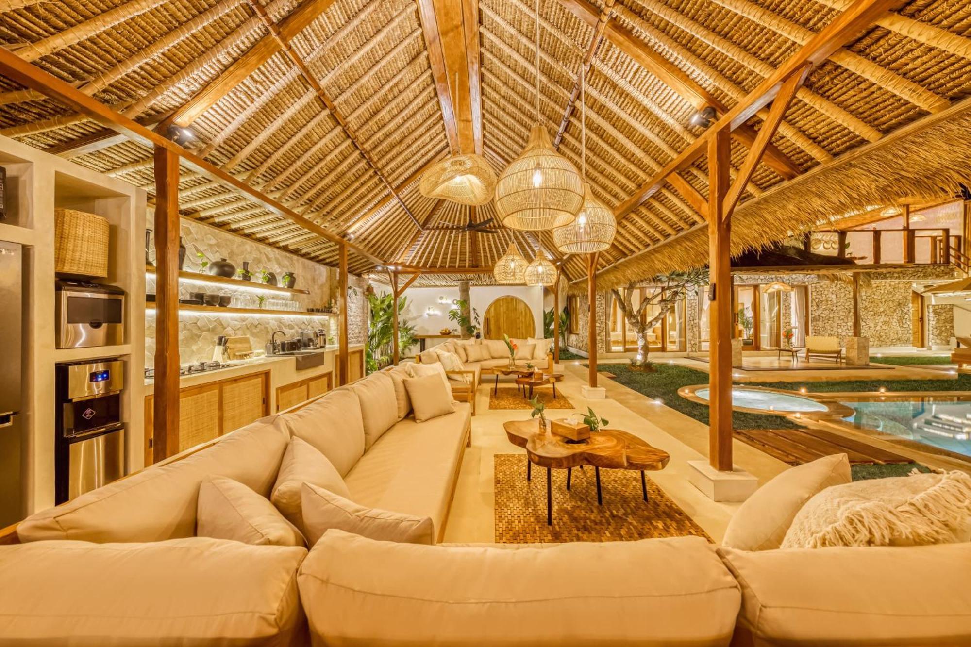 Miami - New Luxury 7bdr Prime Location Seminyak (Bali)